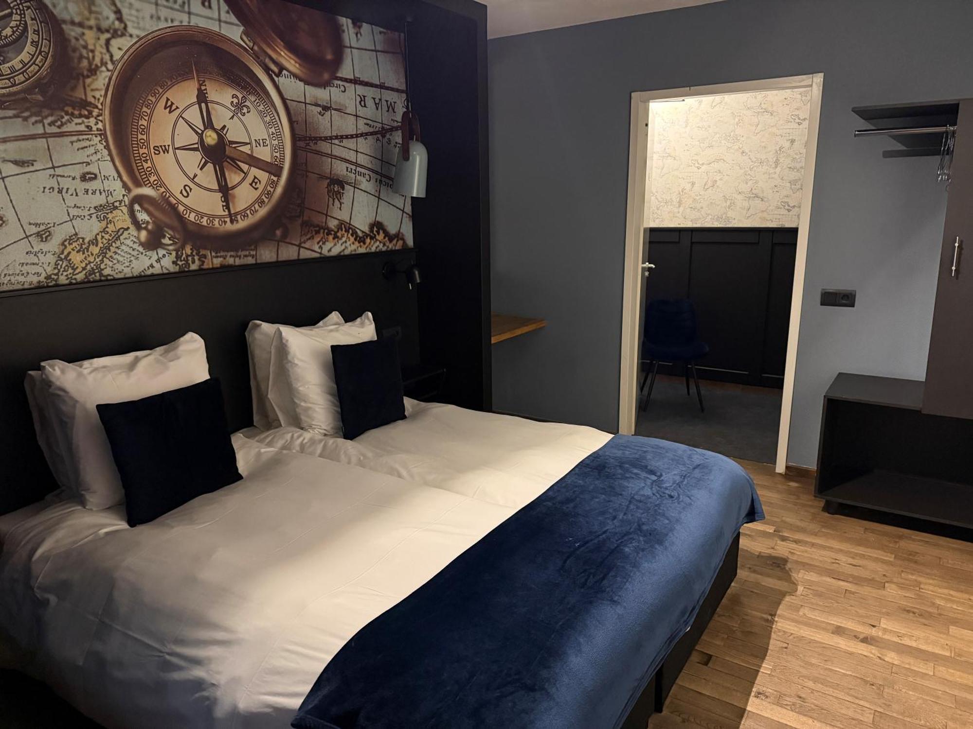 Hotel Pension De Tipmast Bladel Exteriör bild